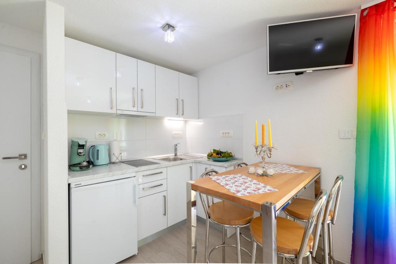 Apartmani Soldan Макарска Экстерьер фото