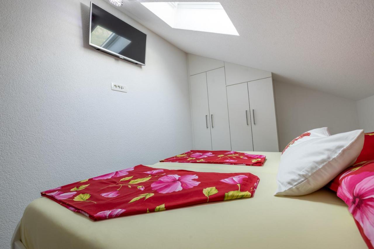 Apartmani Soldan Макарска Экстерьер фото