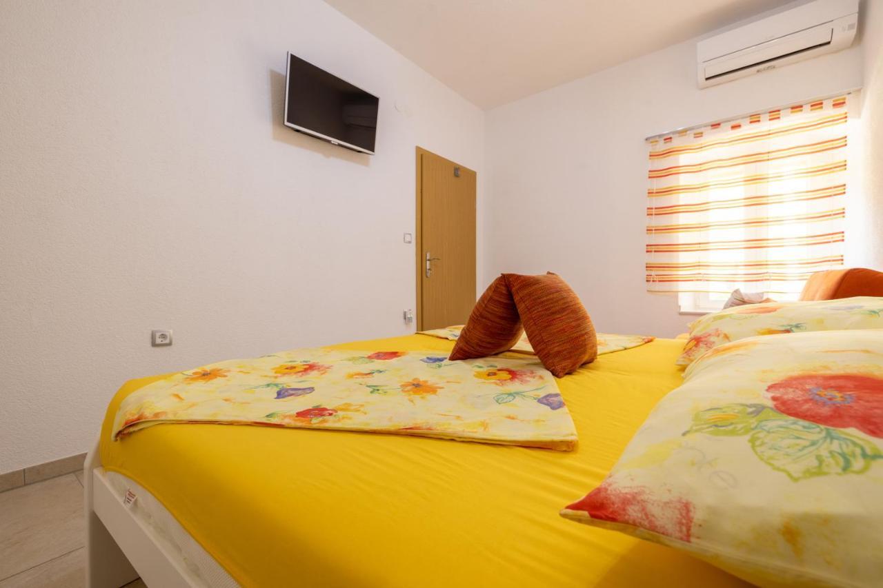 Apartmani Soldan Макарска Экстерьер фото