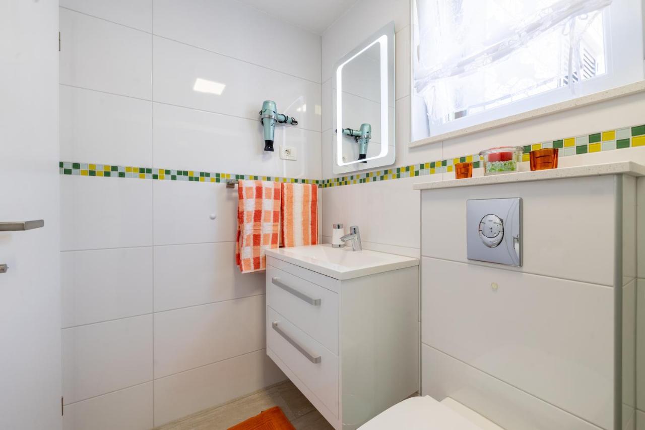 Apartmani Soldan Макарска Экстерьер фото