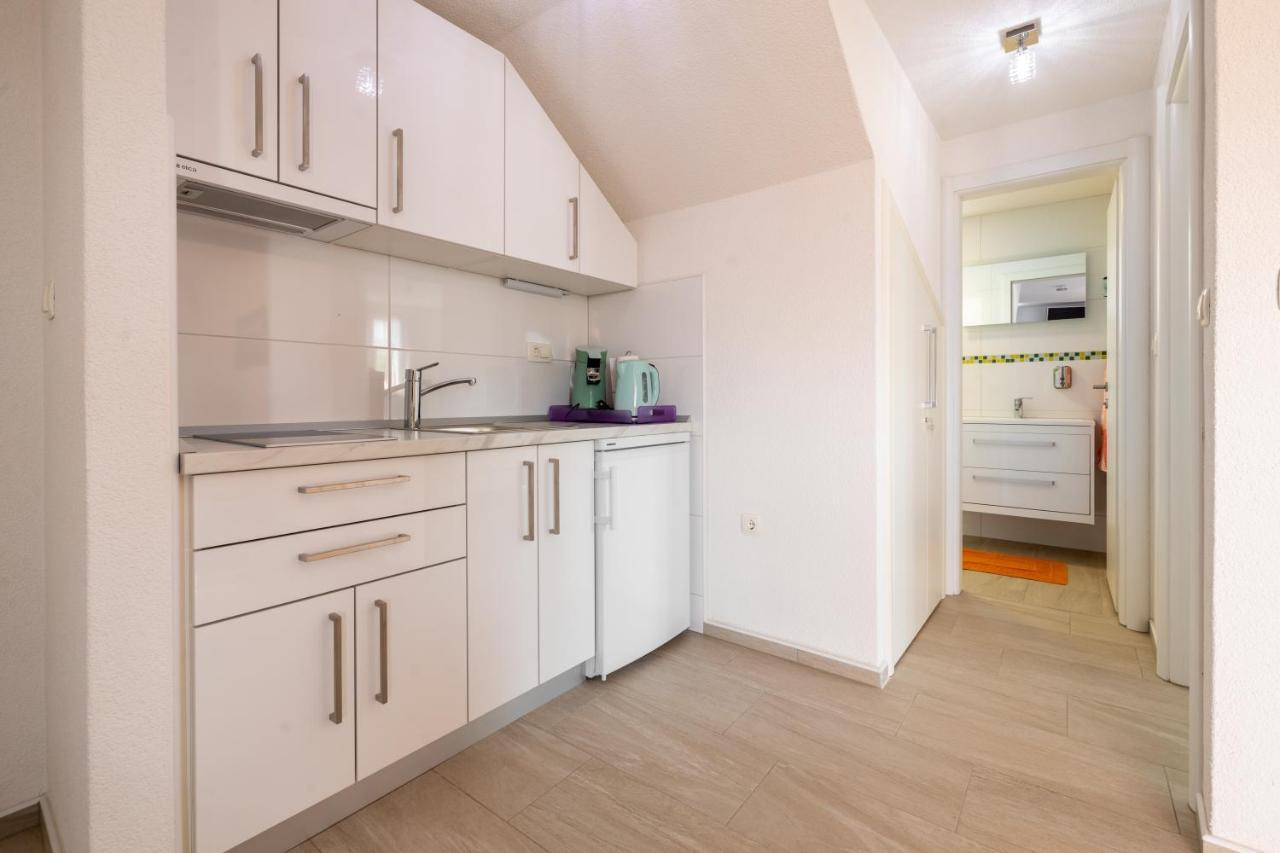 Apartmani Soldan Макарска Экстерьер фото